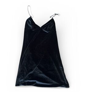 Victoria's Secret Black Velvet Fabric Night Gown - Size Large